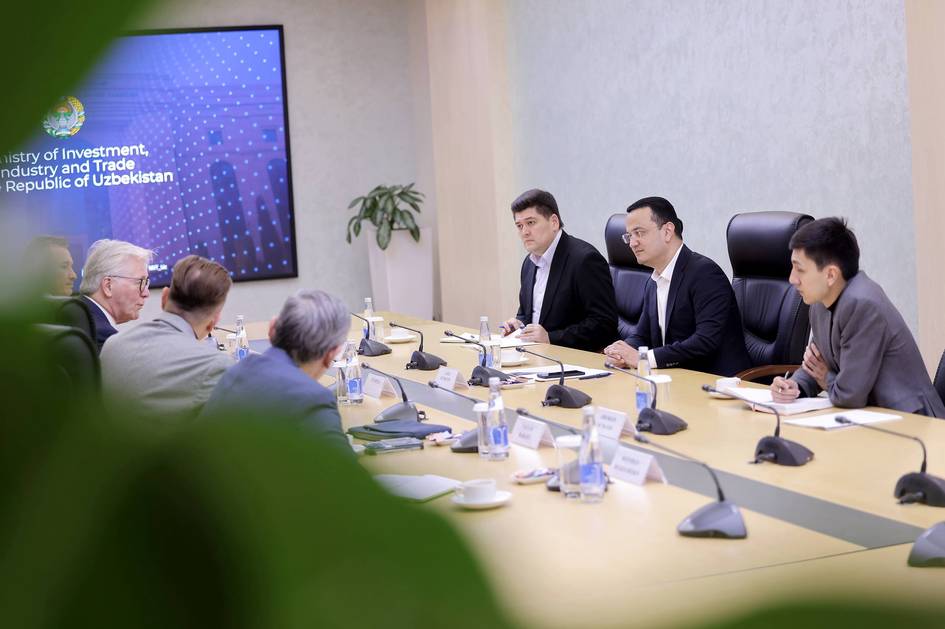 Uzbekistan, Air Products discuss joint investment projects and Qarshi Makerspace launch